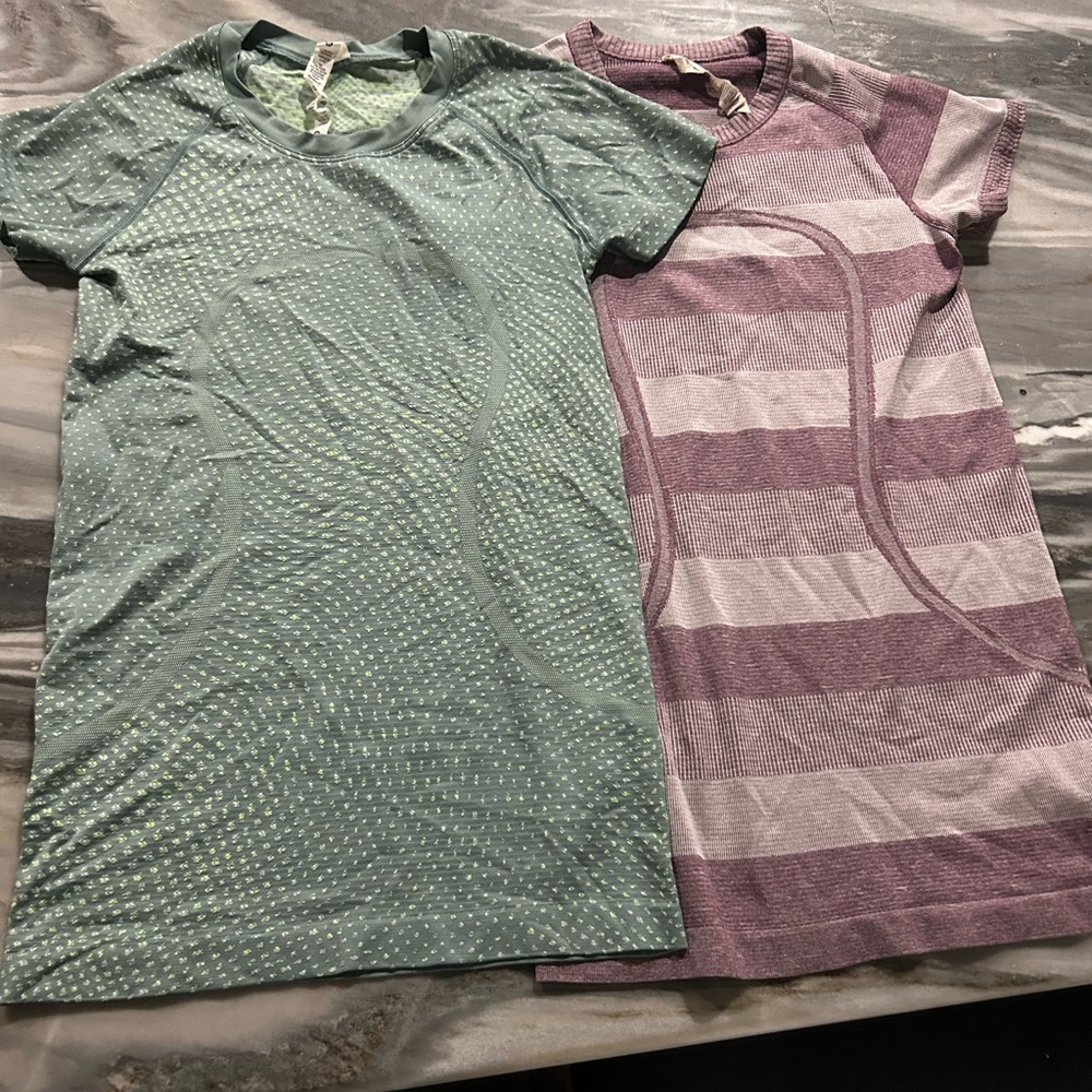 Lululemon swiftly tees bundle of 2